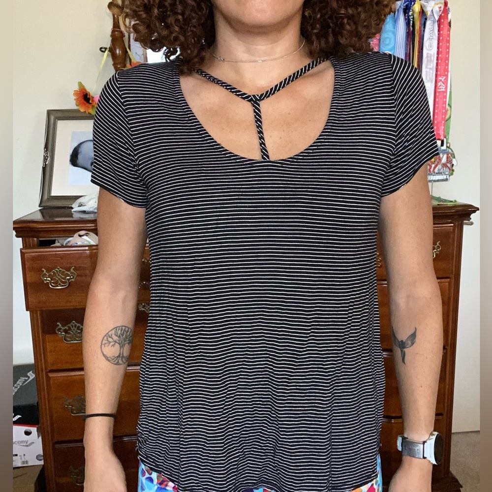 Mossimo extra small shirt